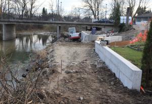 Gradbena dela na rekreacijski poti na Radomeljskem koncu